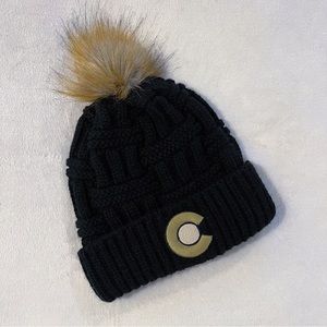 Colorado Knit Black & Tan Pom-Pom Fleece Lined Winter Hat | Beanie